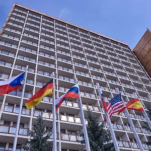 3* Отель Krystal